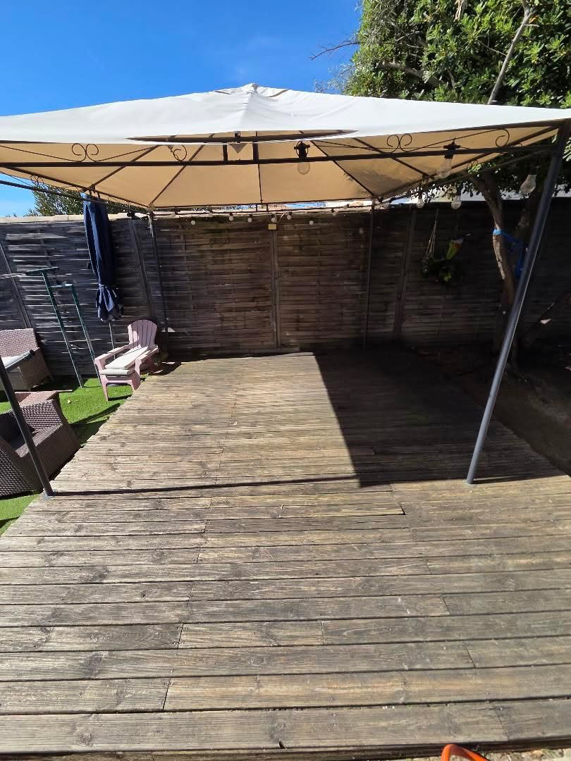 Avant nettoyage terrasse bois